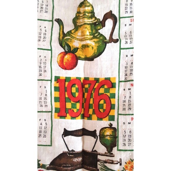 Wall Calendar 1976 Linen Kitchen Tea Towel 16x27 Peaches Teapot Flowers Blessing - Picture 11 of 12